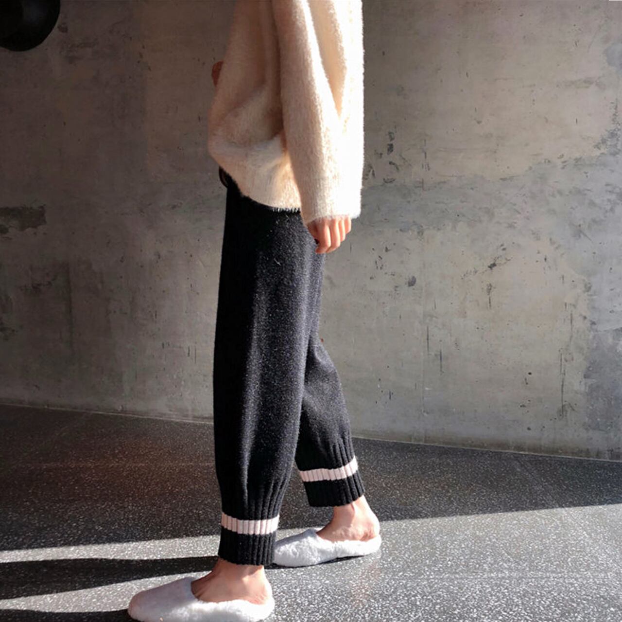 Women's Woolen Knitted Sweatpants Winter Wide-Leg Joggers with Ankle Banded Cuffs, Sports Pants Casual Trousers